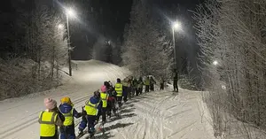 Barn i Anundnsjö IFs skidspår.